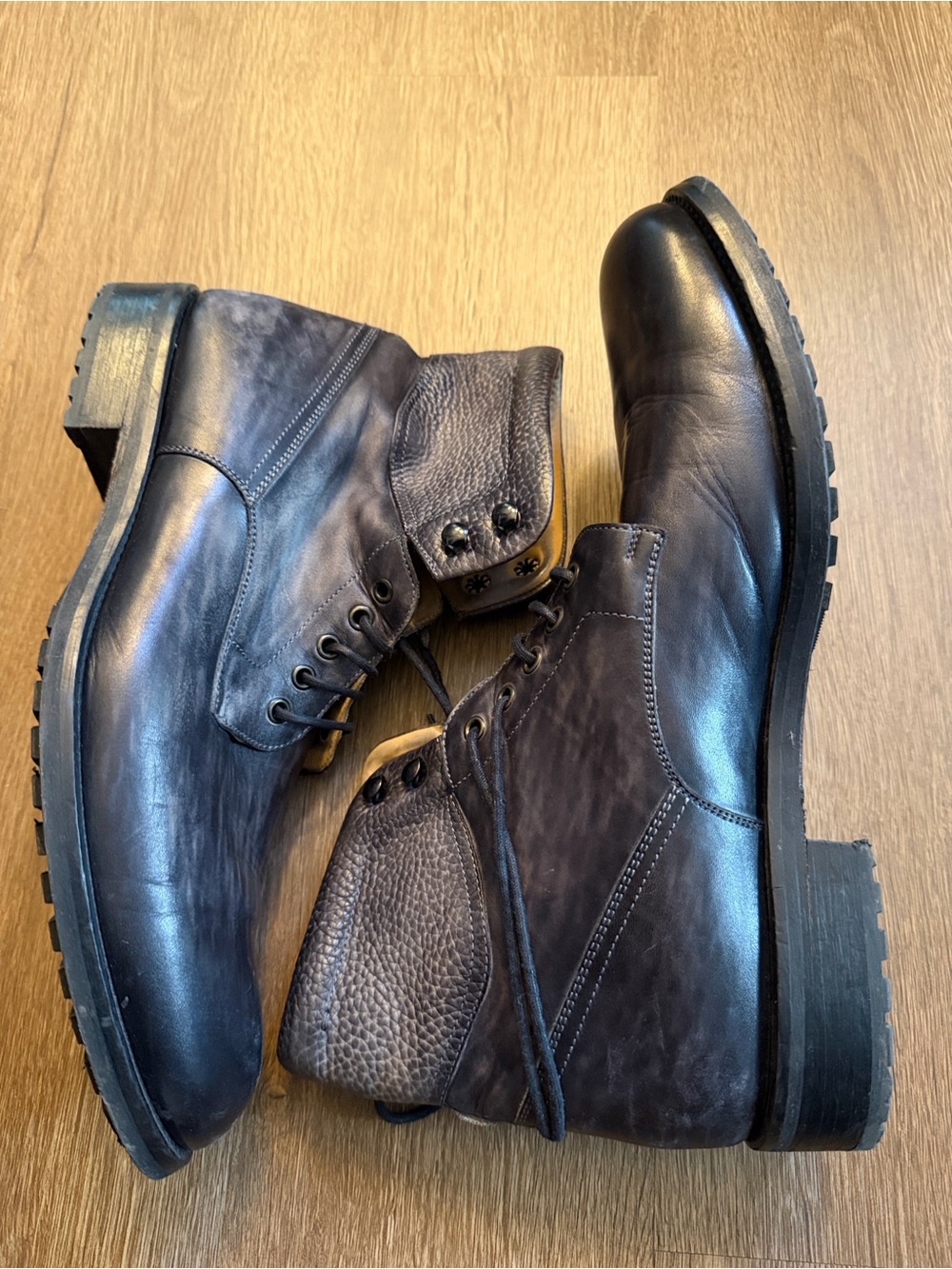 Magnanni Men's Dark grey Leather Lace-Up Boots